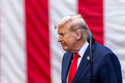 Trump gotowy nałożyć sankcje na Rosję. Podał warunki, jakie musi spełnić "cały świat"