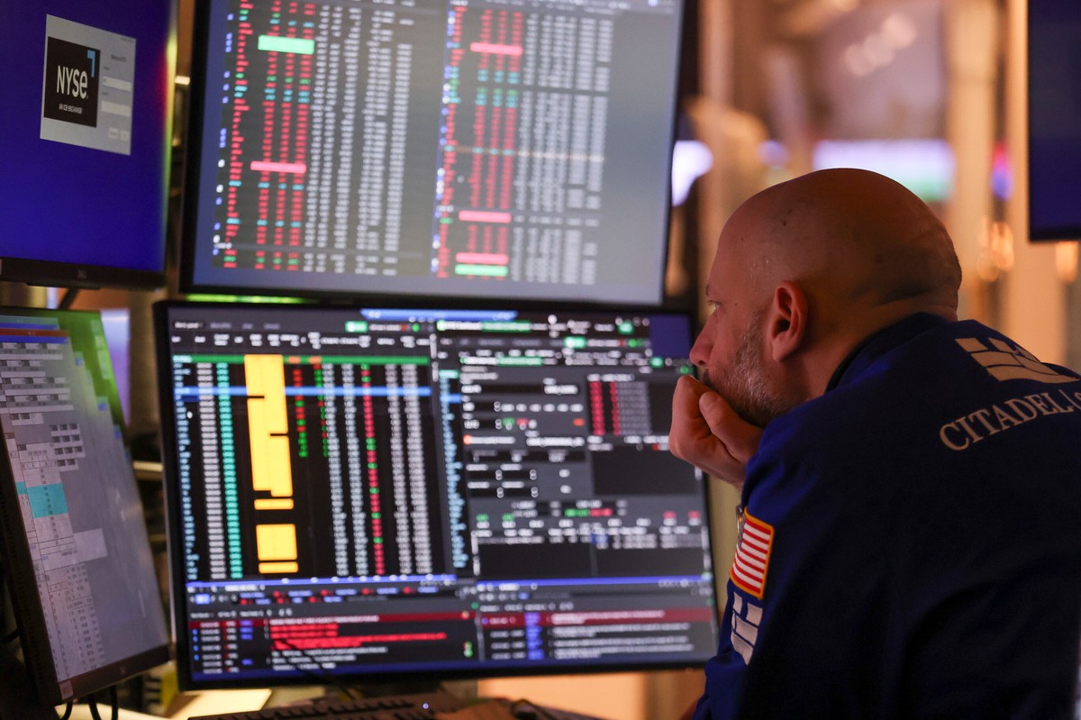 Rynek ropy sypie się jak domek z kart. Ceny gwałtownie rosną, a zapowiedzi USA nie pomagają