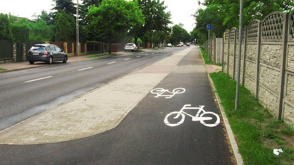 Na początku czerwca nastąpił odbiór drogi rowerowej w ulicy Leszczyńskiej na Świerczewie. Inwestycja została sfinansowana ze środków rad osiedli Świerczewo oraz Górczyn, a także z budżetu Zarządu Dróg Miejskich.