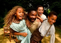 "Piotruś Pan i Alicja w Krainie Czarów" w lipcu. Zobacz zwiastun