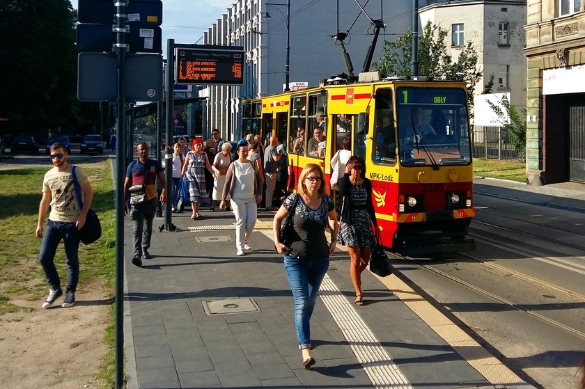 Dajcie drugi wagon na jedynce! Pasażerowie MPK denerwują się że na linii numer jeden jeździ tylko jeden wagon