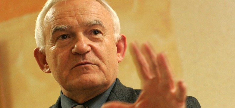 Miller: Urban kłamie. Nie całowałem Rywina