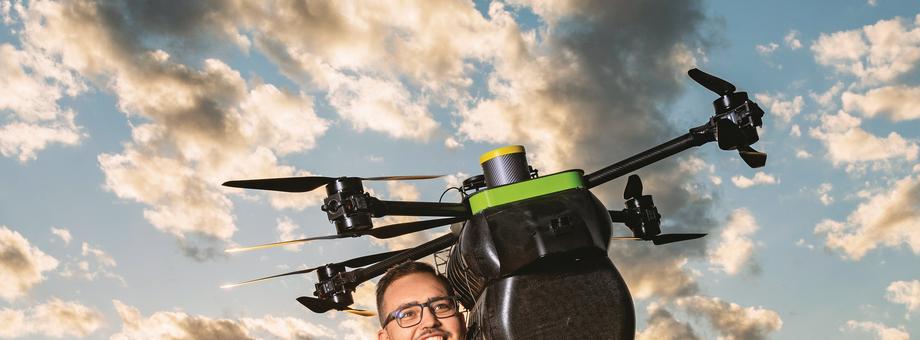 Vadym Melnyk przekonuje, że jego firma jako jedyna na świecie oferuje infrastrukturę naziemną dostosowaną do wszystkich przypadków użycia dronów w biznesie 
