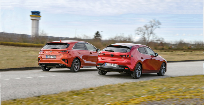 Kia Ceed kontra Mazda 3