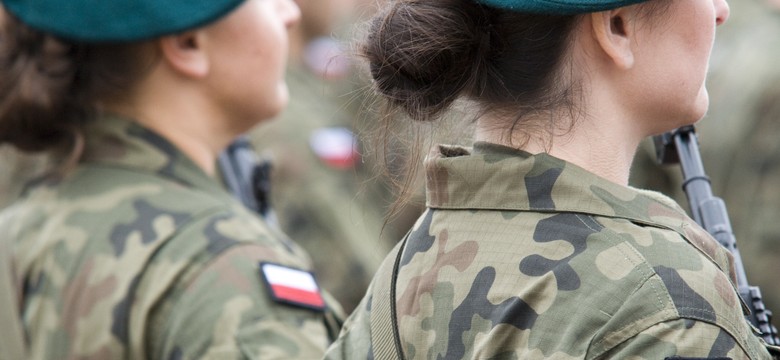 Komisja wojskowa 2025. Także dla kobiet. Jak wygląda komisja wojskowa? Jakie zawody obejmuje?