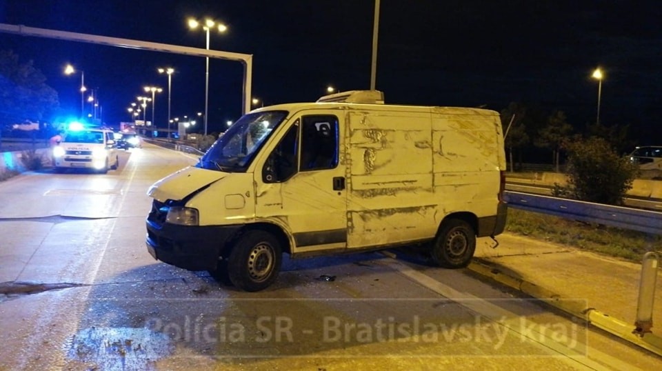 K nehode došlo v blízkosti bývalého hraničného priechodu Čunovo Rajka.