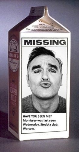 Memy z Morrisseyem po przerwanym koncercie