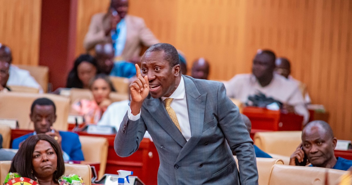 Majority petitions Speaker to urgently reconvene Parliament - Vimarsana News