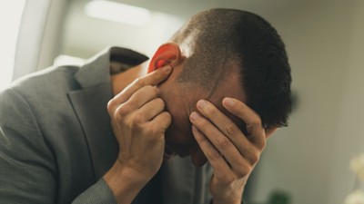 Siorbanie, chrapanie, pociągnie nosem. Te dźwięki powodują cierpienie.