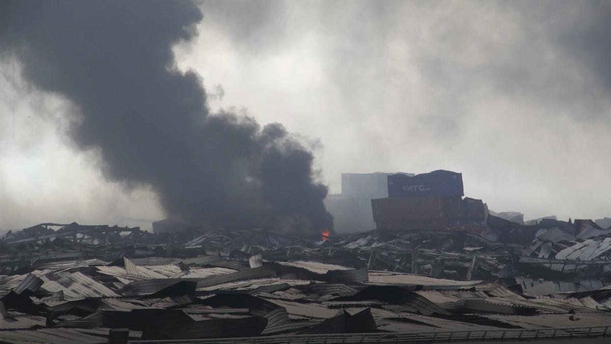 Chiny: Olbrzymie eksplozje w Tiencin. Są ofiary
