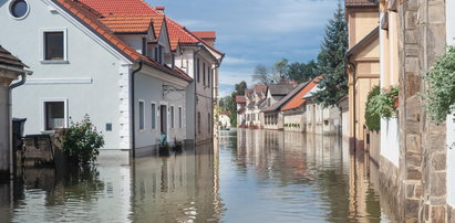 Które domy można ubezpieczyć od powodzi? Te zalane też?
