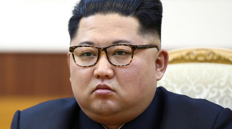 Ellenségeit fenyegeti Észak-Korea ura /Fotó: Northfoto
