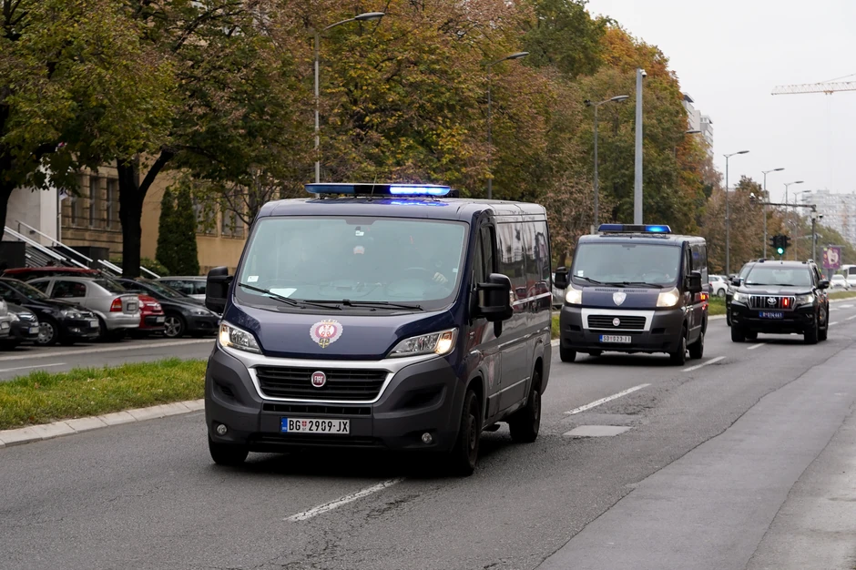 Dovođenje optuženih na suđenje