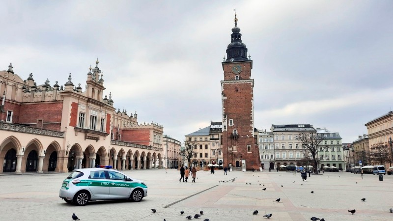 Straż Graniczna kupiła hybrydy i samochody elektryczne