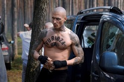 Metamorfoza Mateusza Damięckiego do filmu "Furioza". Zobacz fragment