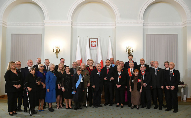 Historyk Andrzej Nowak, twórca polskiego błękitnego lasera... Prezydent nadał odznaczenia państwowe