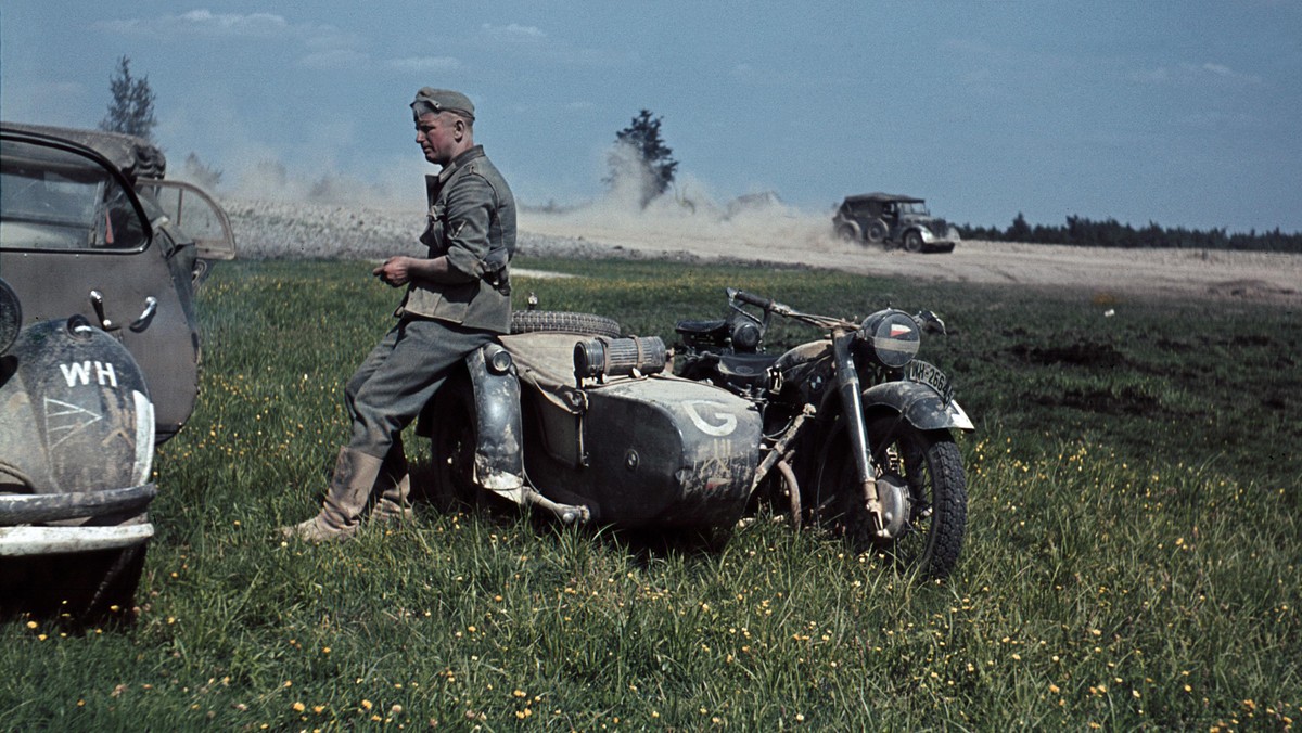 German BMW R75 Motorbike with sidecar, Military Messengers, Kradmelder, 3rd Panzer Division. Beresin