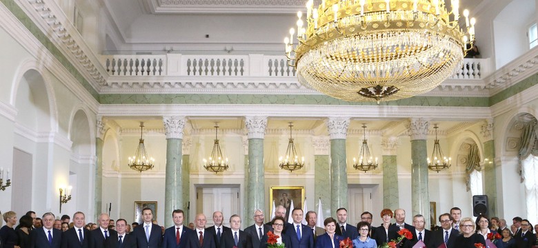 Rekonstrukcja rządu. Troje do odstrzału, troje do awansu [GIEŁDA NAZWISK]