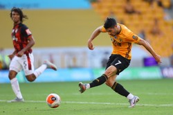 Wolverhampton i Manchester United chcą grać w Lidze Mistrzów. Wygrywają, aż miło patrzeć