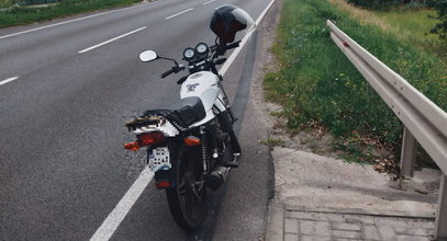 Ledwo utrzymywał się na motorowerze. Pijany 52-latek wiózł córkę