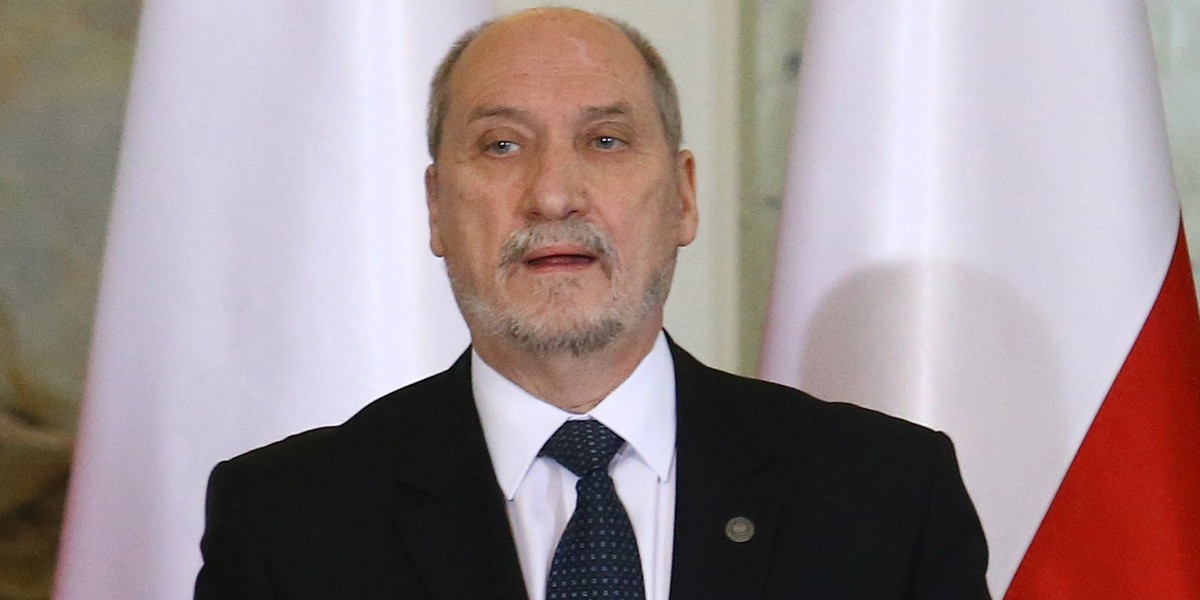 Macierewicz już oficjalnie o Smoleńsku: To był zamach