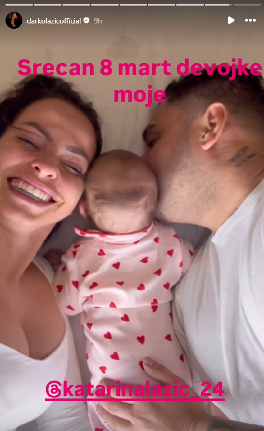 Darko Lazić sa suprugom i ćerkom