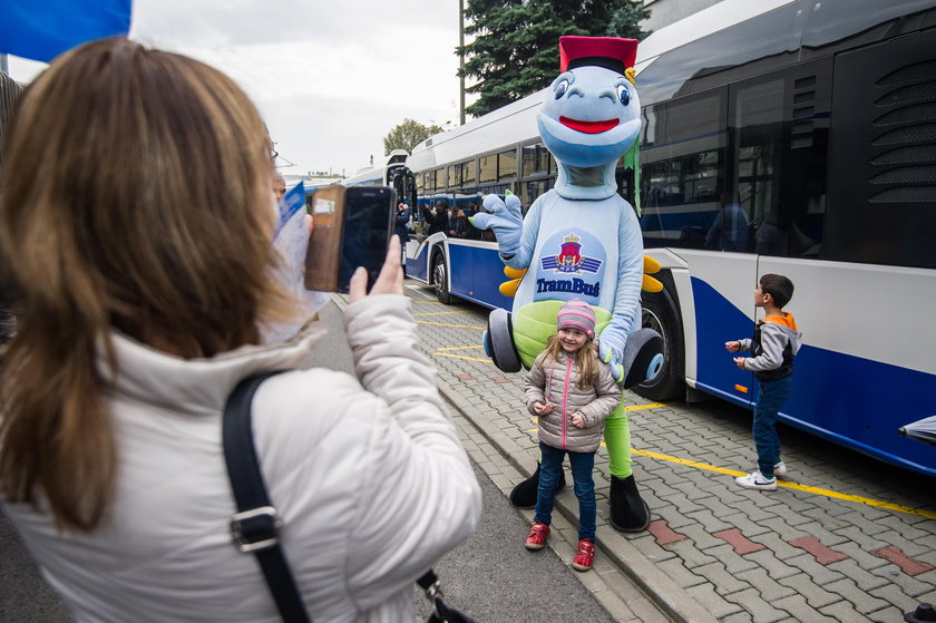 Parada zabytkowych autobusów