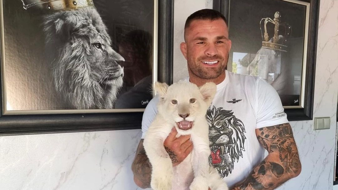 Zápasník Karlos Vémola.