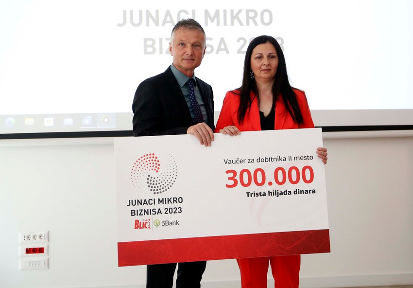  Mirna Rackov "Maca Papučarica"