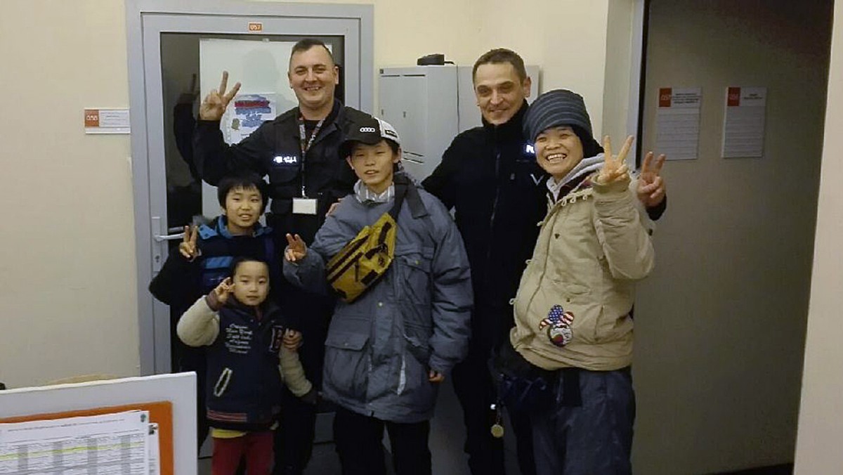 Na zziębniętego i zdezorientowanego 14-latka natknęli się policjanci w przygranicznych Kunowicach (woj. lubuskie). Jak się okazało, chłopiec postanowił wybrać się w samotną podróż z Niemiec, gdzie mieszka z rodziną, do Polski.