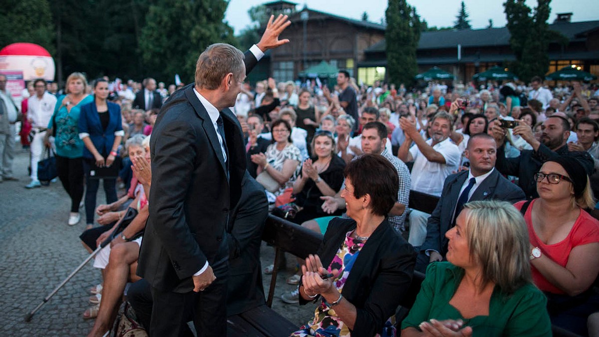 Donald Tusk na gali Miss Polski na Wózku