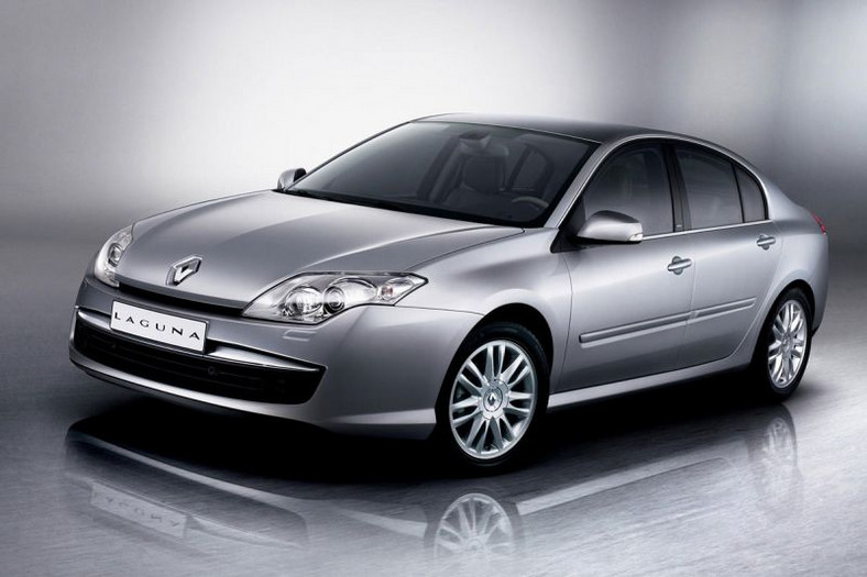 Nowy Renault Laguna – zaskakujący design (pierwsze zdjęcia)