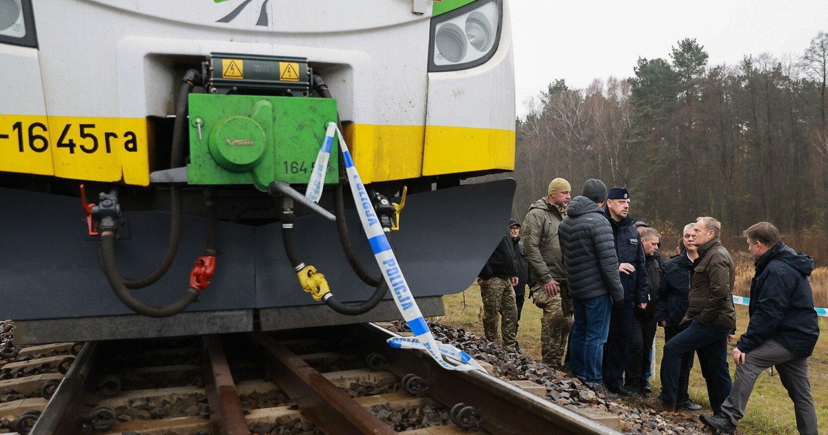 Donald Tusk potwierdził eksplozję ładunku na trasie Warszawa-Lublin. Czym jest akt dywersji?