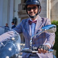 Prosztatarák: elegáns motorosok vonulnak fel a férfiak egészségéért