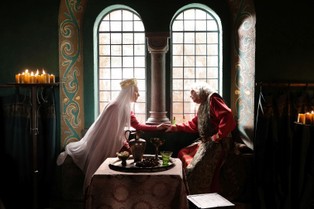 TVP odbija się od dna dzięki "Koronie królów". Musi jednak walczyć o młodych widzów