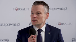 Szef KNF: modelowa umowa kredytu hipotecznego może szybko stać się standardem rynkowym [WIDEO]