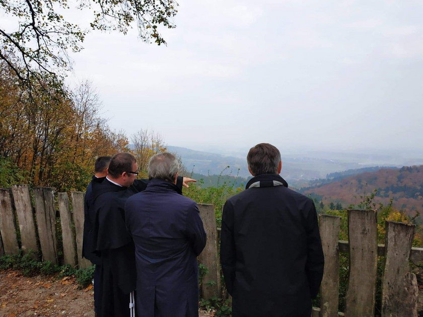 Marek Kuchciński i Piotr Gliński odwiedzili Kalwarię Pacławską