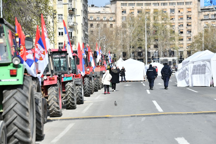 Skup Pokreta za narod i državu