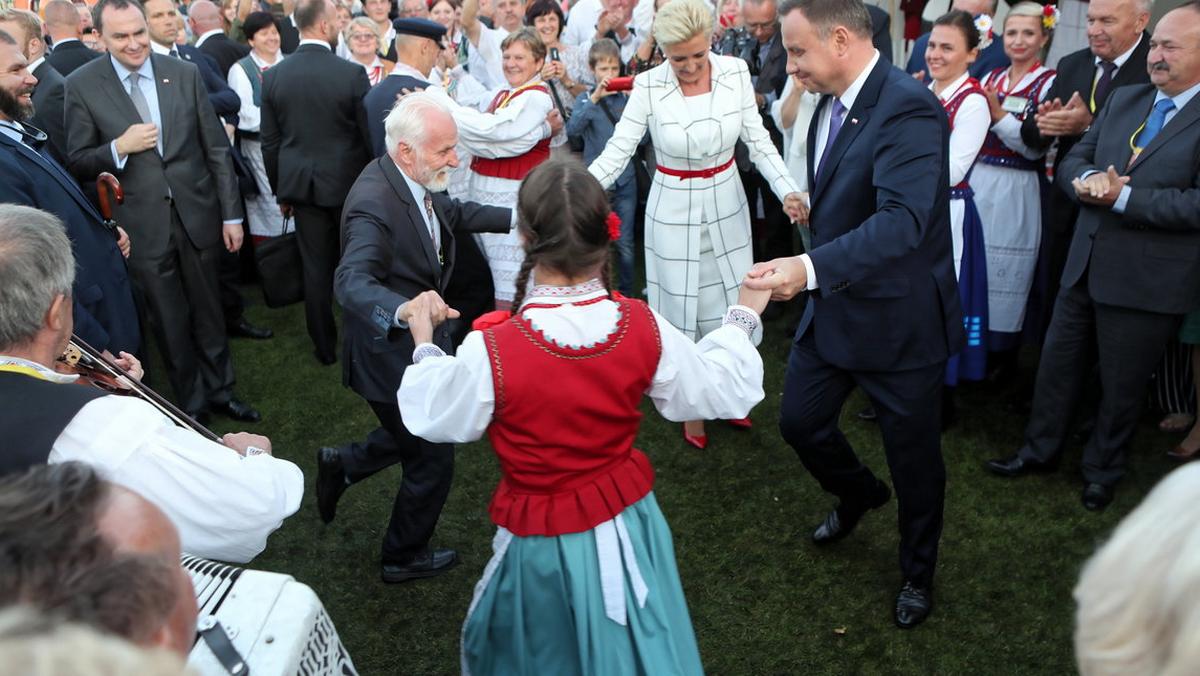 Prezydent RP Andrzej Duda z małżonką Agatą Kornhauser-Dudą na Dożynkach Prezydenckich w Spale, 16 września 2018 r. 