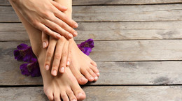 Paznokcie u nóg - najczęstsze problemy. Jak można im zaradzić?