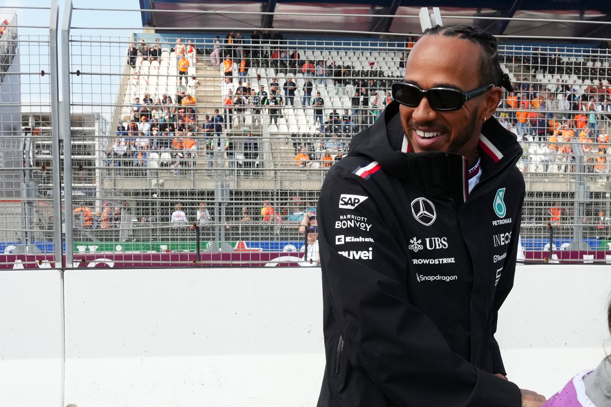 Britský jazdec Lewis Hamilton (Mercedes).