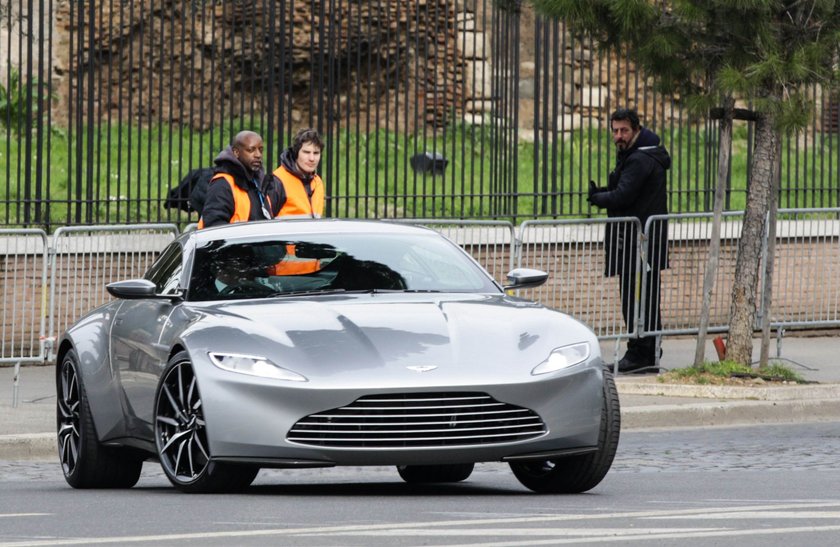 Aston Martin DB10 z filmu „Spectre"