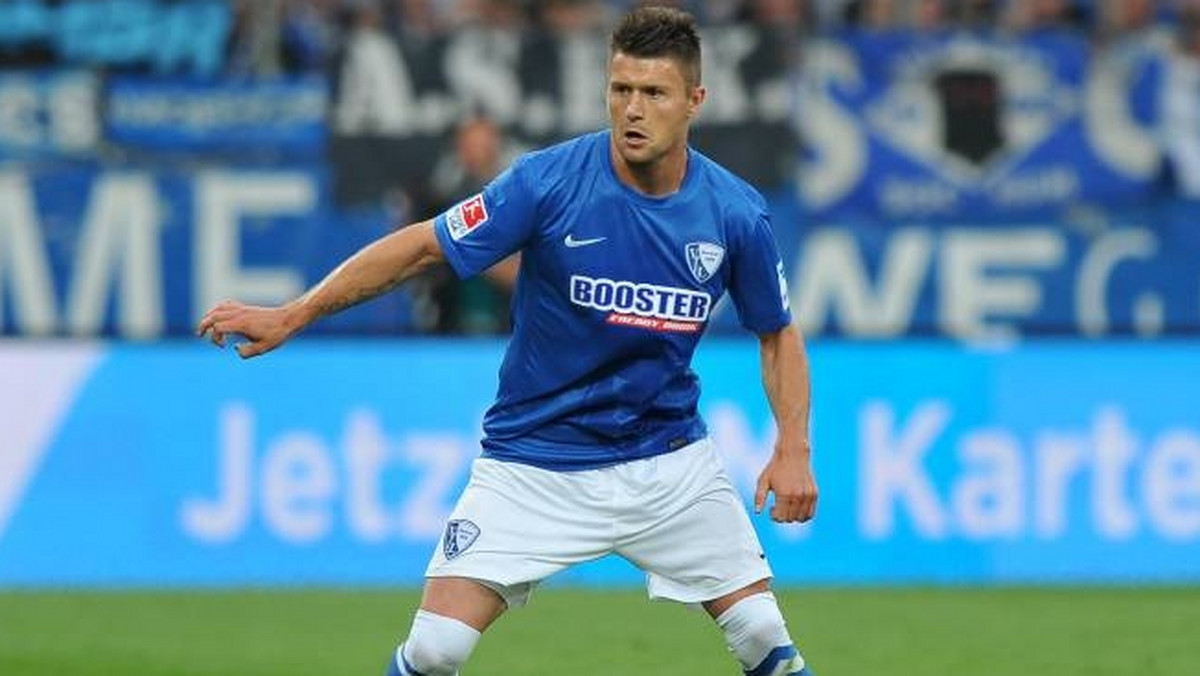 Piotr Ćwielong został piłkarzem Ruchu Chorzów. 30-letni pomocnik wrócił do Niebieskich po ośmiu latach, ostatnio był zawodnikiem drugoligowego niemieckiego VfL Bochum. Podpisał z Ruchem dwuletnią umowę.
