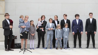 Joszko Broda z żoną i jedenastką dzieci gościli w Pałacu Prezydenckim