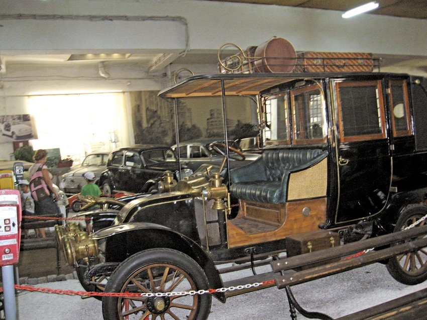 Automobil kralja Petra I, marke šaron 1908. Francuska