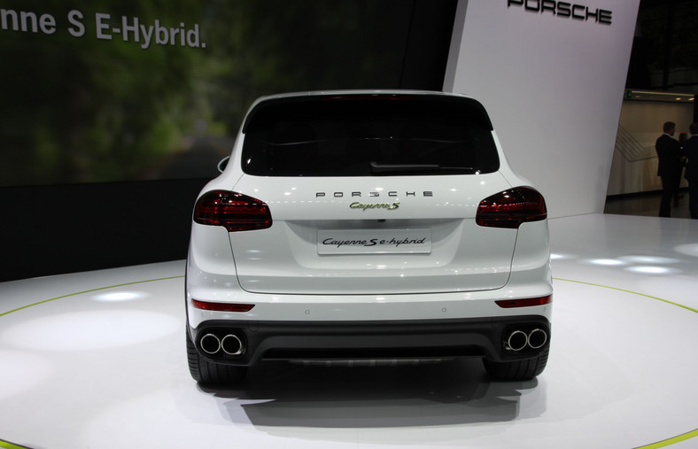 Porsche Cayenne S Hybrid (Paryż 2014)