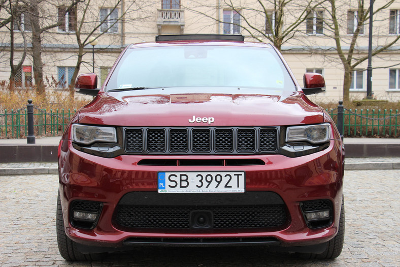 Jeep Grand Cherokee SRT – SUV jakich mało