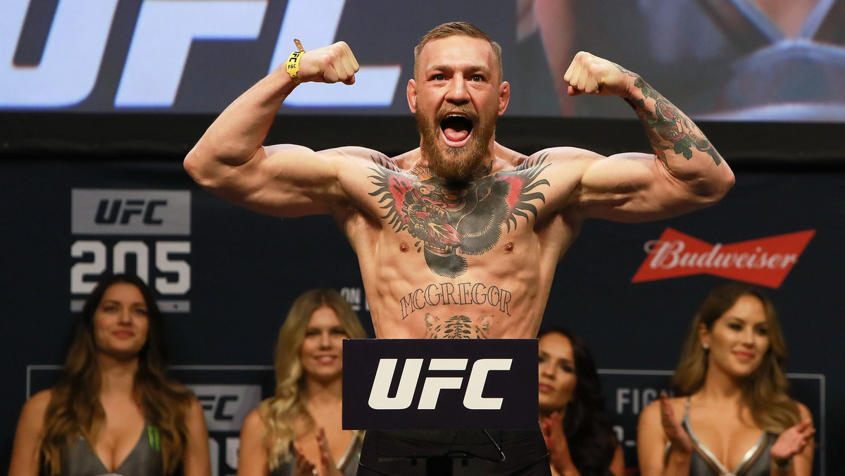 Po raz kolejny pierwszy w historii UFC mistrz świata w dwóch kategoriach wagowych Conor McGregor udzielił wsparcia Joannie Jędrzejczyk w mediach społecznościowych. Tym razem Irlandczyk pogratulował JJ zwycięstwa w walce z Jessicą Andrade.