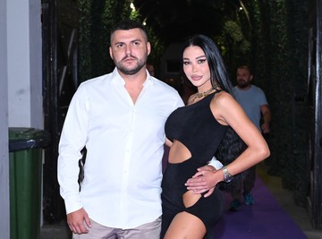 Nije hteo da je odvede u stan, pa je poveo u hotel: Maja Marinković i Asmin Durdžić stigli na žurku, a Taki došao odvojeno