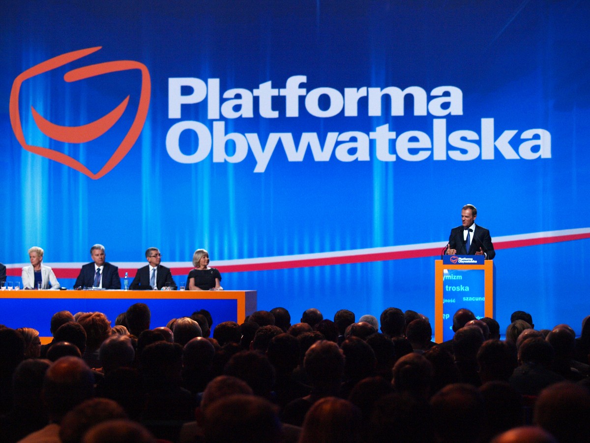 Smolar krytykuje PO: Ta partia prowadzi Polskę prosto w objęcia PiS